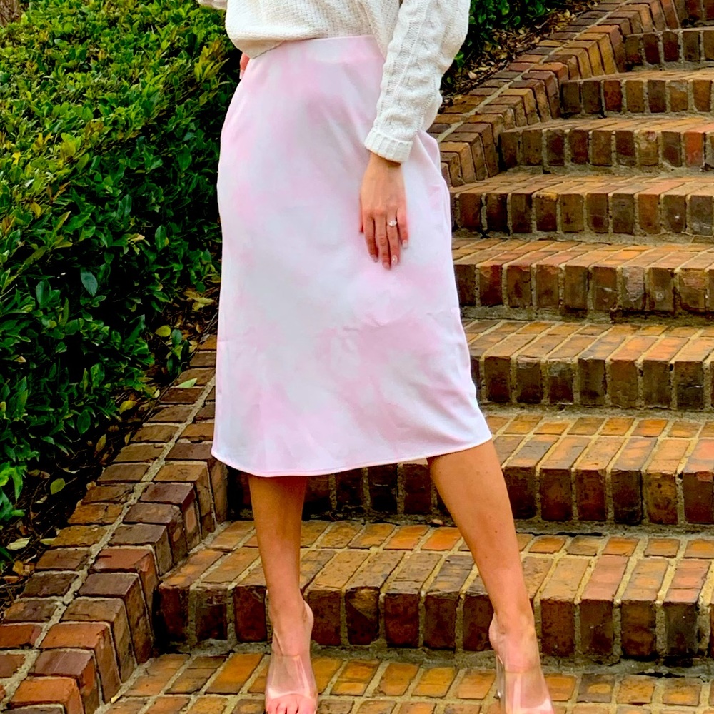pink tie dye skirt